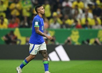 Gabriel Jesus realiza cirurgia no joelho após deixar Copa do Mundo