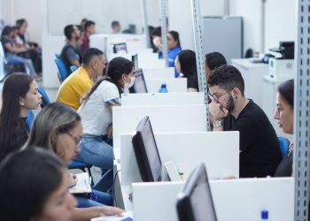 Sine Amazonas divulga 304 vagas de emprego em diversas áreas para esta segunda-feira
