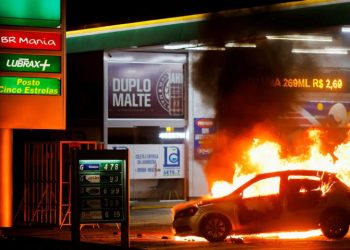 Secretaria diz que identificará vândalos de manifestação em Brasília