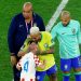 Filho de jogador croata consola Neymar após derrota do Brasil