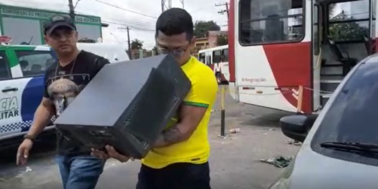 Homem é preso por receptação de computador gamer avaliado em R$ 10 mil em Manaus