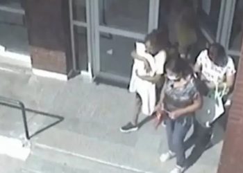 Mulher se disfarça de enfermeira e rouba bebê em hospital