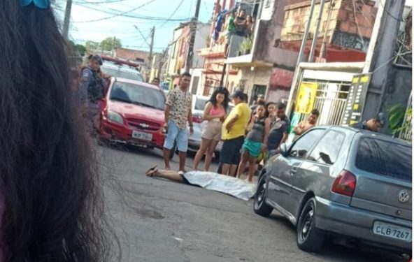 Homem é morto a tiros na Compensa, a caminho do aniversário da filha