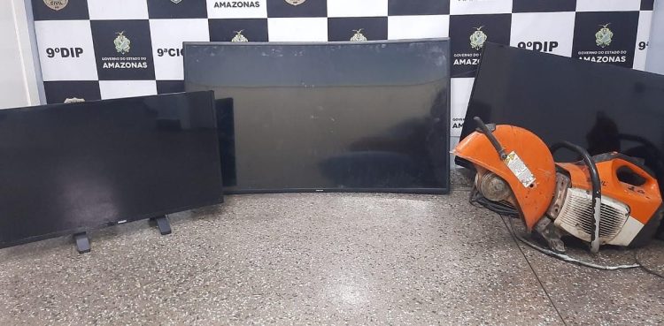 Dupla é presa por furto e receptação na zona Leste de Manaus