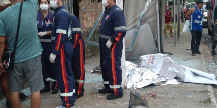 Inquérito policial investiga morte de mulher atropelada em parada de Manaus