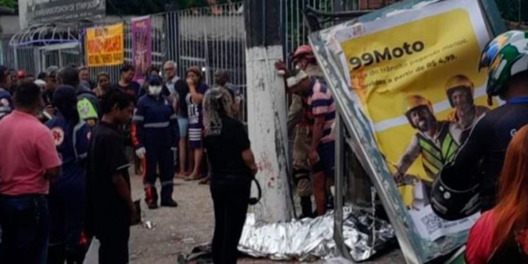 Motorista que atropelou e matou mulher esmagada diz que dormiu ao volante