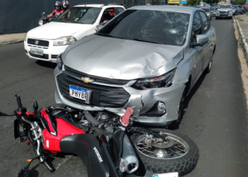 Casal tem pernas fraturas após grave acidente na avenida Cosme Ferreira