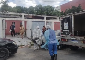 Homem é encontrado morto em Manaus com barra de ferro ao lado do corpo após ser ameaçado
