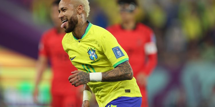 Com 1º tempo dos sonhos, Brasil goleia Coreia e enfrenta Croácia nas quartas