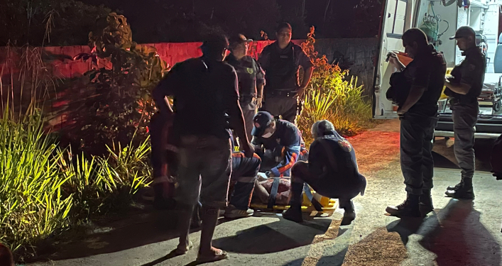 Homem é encontrado espancado, baleado e amarrado em ramal na Zona Leste de Manaus