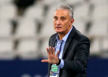 Tite, ex-técnico da Seleção Brasileira, é roubado e ainda esculhambado por bandido por causa da eliminação do Brasil