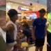 Blogueira descobre no shopping que era amante e o namorado vivia com outro no sigilo; vídeo
