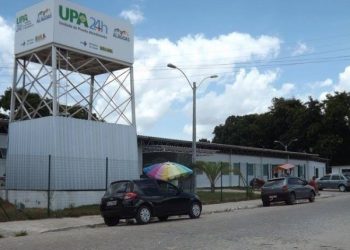 Mulher é esfaqueada pela ex do atual enquanto trabalhava como cobradora de ônibus