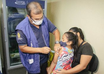 Cobertura da vacinação contra a poliomielite alcança 75% em Manaus e prefeitura estuda cenário de risco