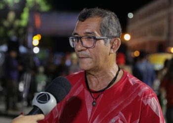 Morre aos 64 anos Joaquim Melo, criador da Banca do Largo, no Largo de São Sebastião