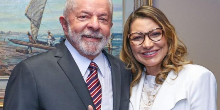 ‘Todes’ é utilizado por Janja e termo começa a fazer parte do governo Lula