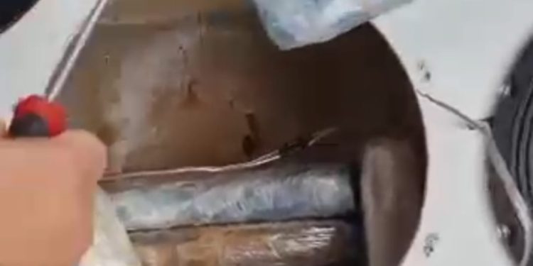Vídeo: Polícia Civil do AM apreende drogas em embarcação no Porto de Manaus
