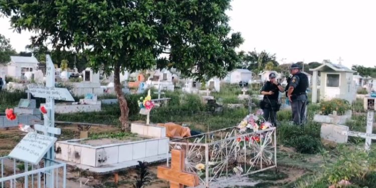 Idoso é encontrado morto com ferimento na cabeça em cemitério de Manaus