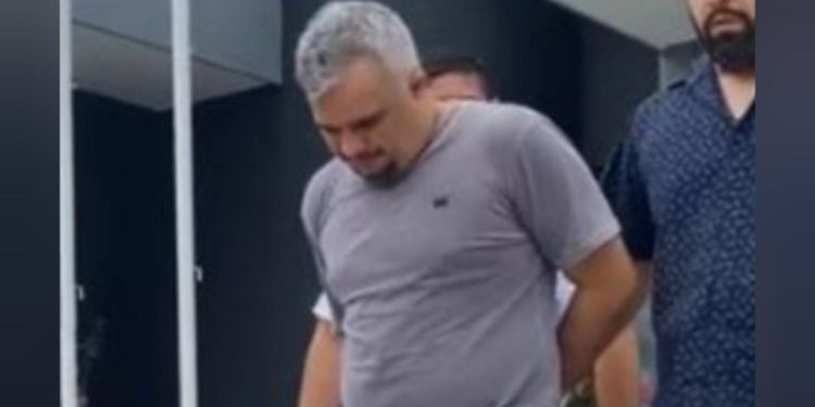 Antes de morrer, jovem estrangulado roubou R$ 50 mil de posto de gasolina em Manaus