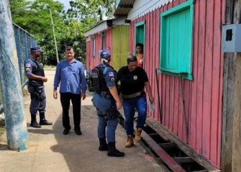 Homem é preso por agredir esposa, abusar da neta e mantê-las em cárcere privado no AM