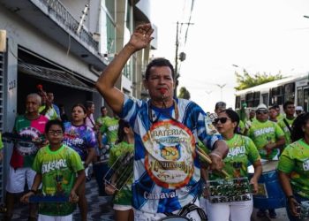 Em Manaus, samba, boi de rua, marchinhas de carnaval e ala sincronizada na Banda do Boulevard 2023