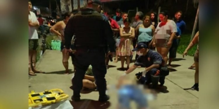 Homem é encontrado ensanguentado dentro de carro em Manaus após ser espancado por assaltantes