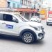 Motoqueiro colide com carro e quebra a perna durante acidente em Manaus