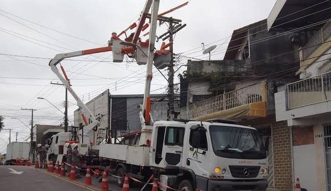 Neste domingo, oito bairros de Manaus devem ficar sem energia; confira quais