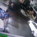 Dupla aproveita o vazio da madrugada para realizar furto em Manaus; veja vídeo