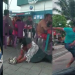 Vídeo: Pessoas em situação de rua são expulsas de barraca de café em Manaus na base da bicuda