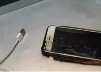 Trágico: Jovem morre em Manaus de choque elétrico ao manusear celular carregando na tomada