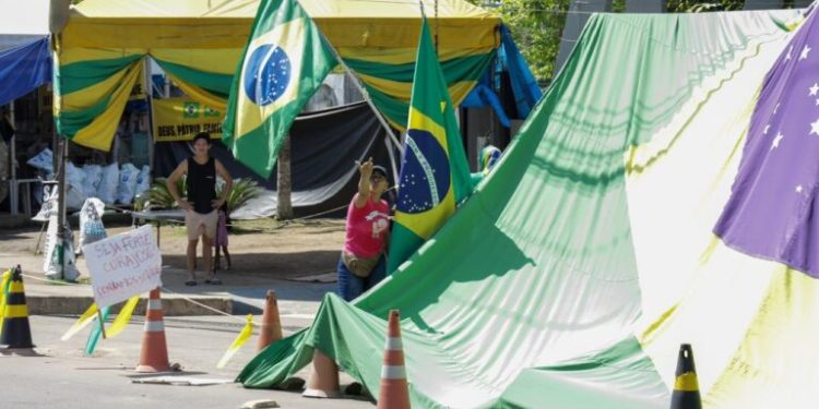 Relatório da SSP-AM e Procuradoria-Geral aponta que Exército cedeu o próprio quartel para bolsonaristas em Manaus