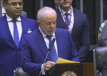 Presidente Lula discursa em posse e diz que a democracia foi a grande vitoriosa nas eleições de 2022