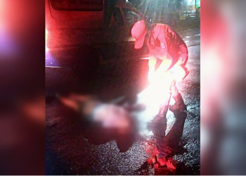 Moradores encontram morador de rua morto com marcas de tiro em Parintins