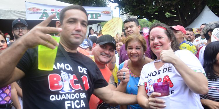 Folia: Bandas da Bica e Difusora acontecem simultaneamente neste sábado (11)