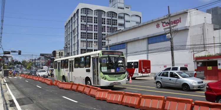 Pontos de ônibus da Djalma serão alterados; saiba onde ‘pegar’ o seu busão