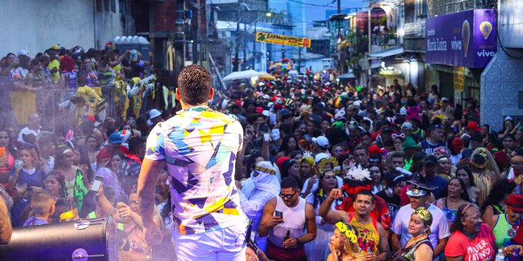 Feriadão em Manaus ainda tem mais de 30 blocos para se divertir; saiba onde