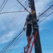 VÍDEO: Morador do Nova Cidade entra em chamas ao tentar fazer ‘gato de luz’