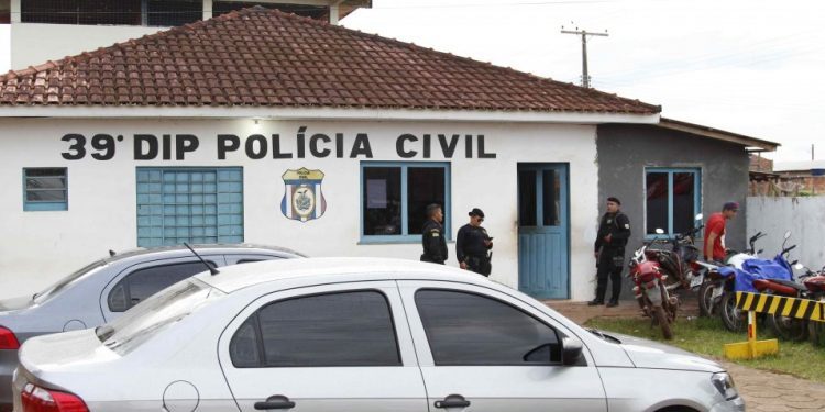 Preso homem que estuprava adolescente e gravava para chantageá-la