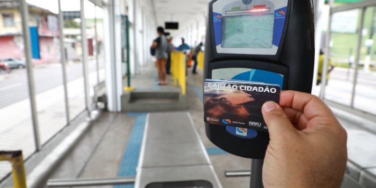 Prazo para cadastro e recadastro da meia-passagem estudantil termina hoje em Manaus