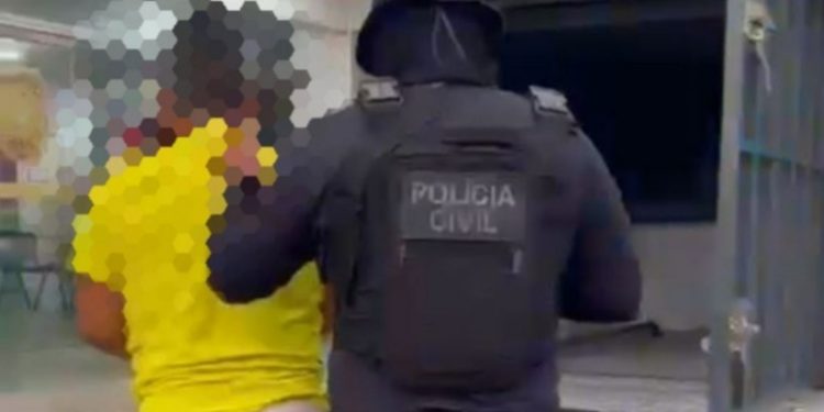 Professor que abusou de crianças em Manaus mandava sentar no colo