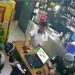 Ladrão pega celular de atendente sem ela perceber na maior naturalidade; veja vídeo