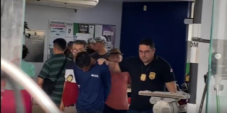 Vítima de sequestro relâmpago transferiu R$ 8 mil para criminosos; suspeito é preso