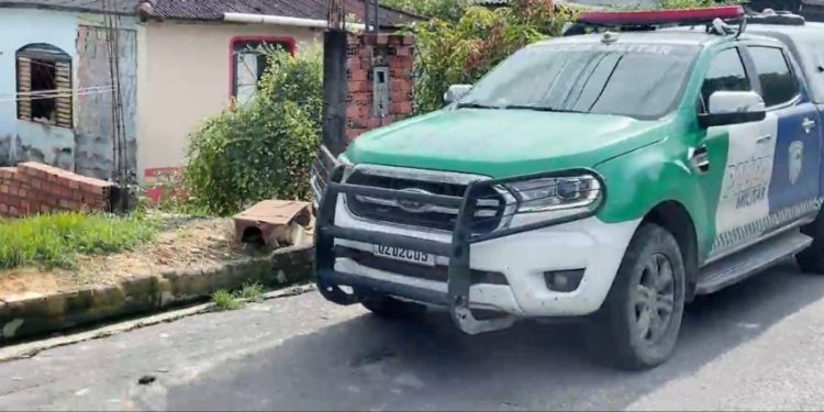 Trabalhador é baleado por assaltante disfarçado de entregador em Manaus