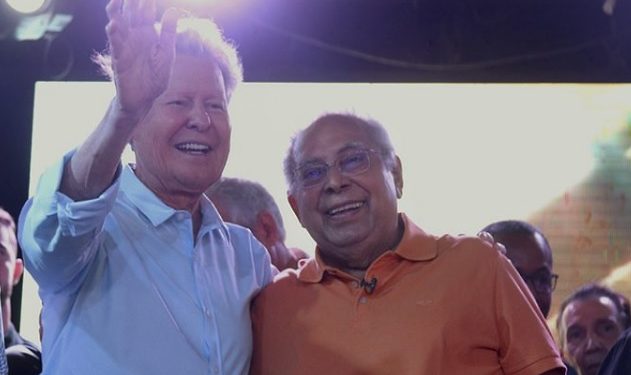 Arthur Neto vira as costas para o passado e não homenageia Amazonino após a morte