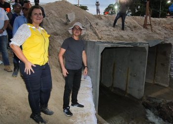 Prefeito David Almeida anuncia liberação da avenida Djalma Batista para 11h desta quinta-feira