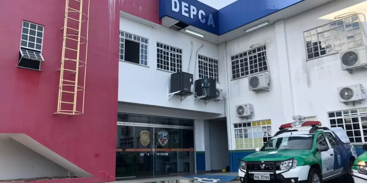 Professor de 59 anos é preso por estuprar alunos de 6 e 7 anos em Manaus