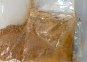 Garota de programa chama a polícia após falso garimpeiro a pagar com barro em vez de ouro