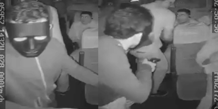 Vídeo: Bandidos invadem micro-ônibus que fazia rota para a Moto Honda e roubam 10 funcionários