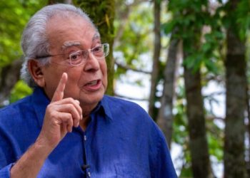 Amazonino Mendes piora e família confirma estado de saúde delicado: ‘se agravou bastante’